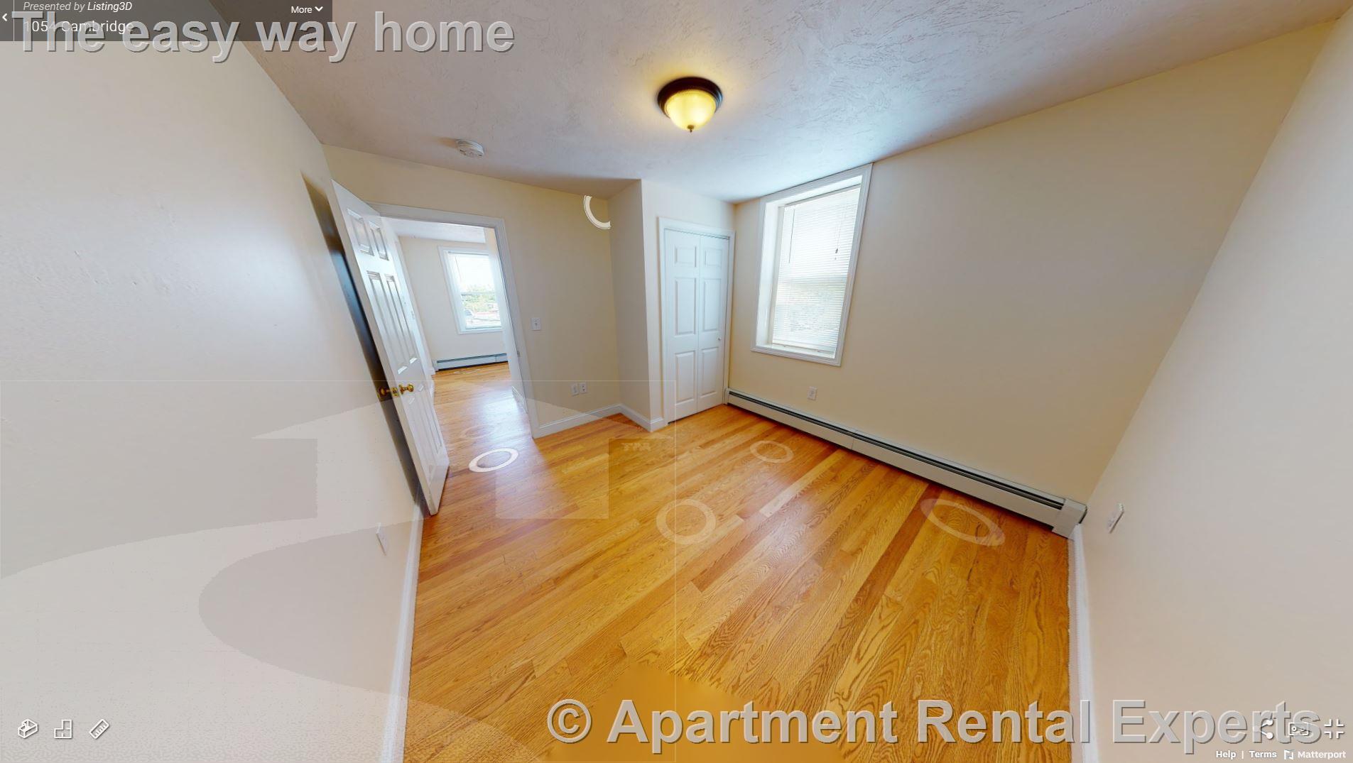 Building Photo - 1054 Cambridge St