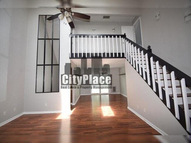 Building Photo - 1442 Maria Ave