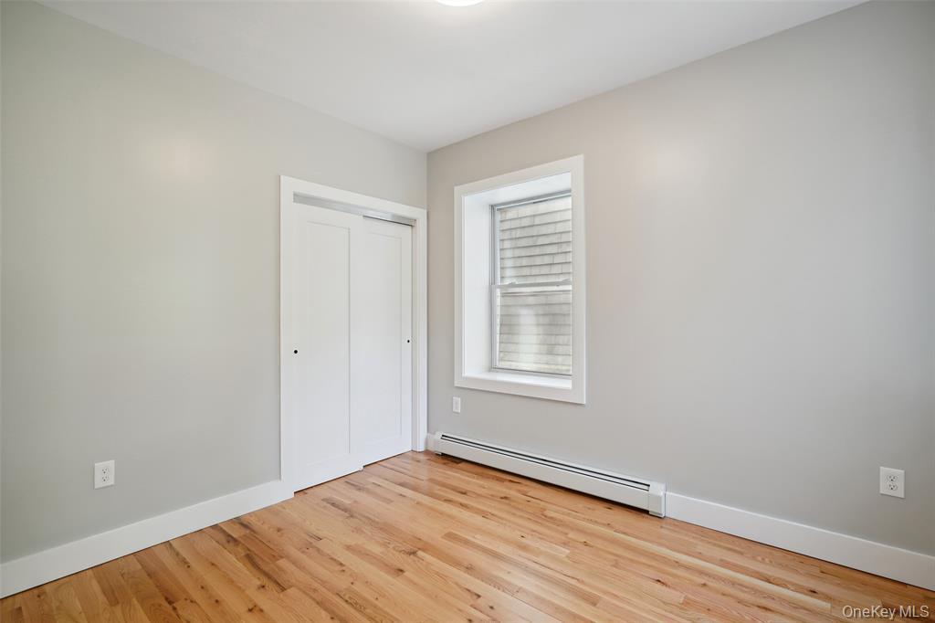 Building Photo - 405 Grand St