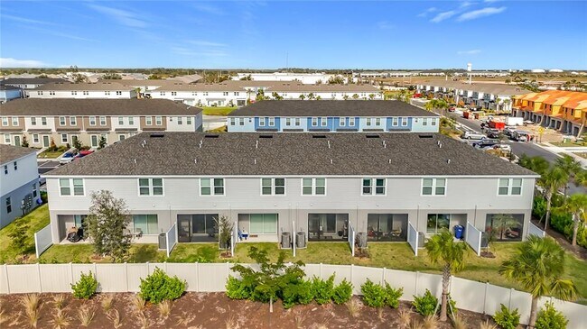 Building Photo - 16642 San Nicola Pl