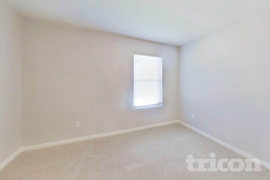 Building Photo - 930 Salado Slough Ln