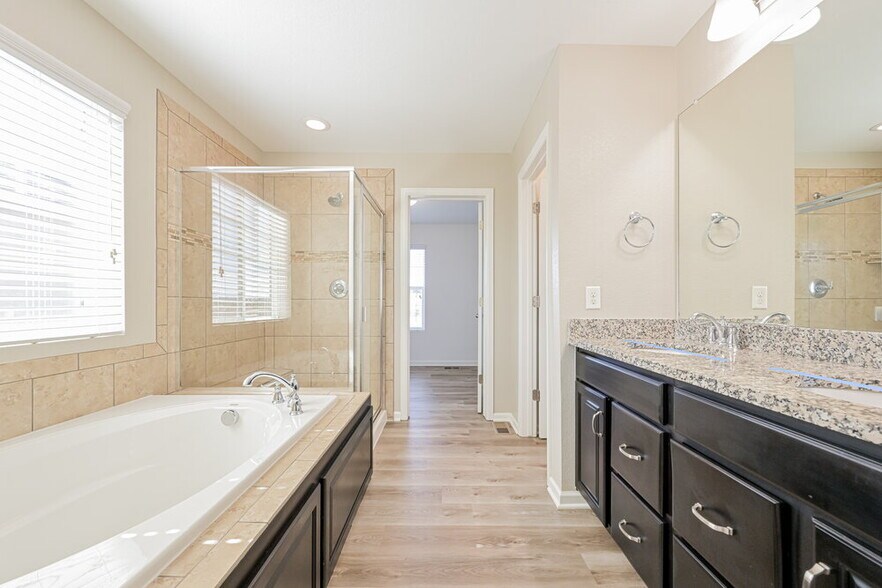 Building Photo - 7450 S Old Hammer Way