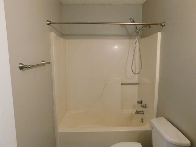 Building Photo - Nice Duplex in Havelock