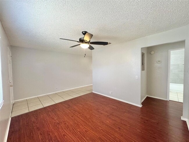 Building Photo - 5667 Struthers Ct