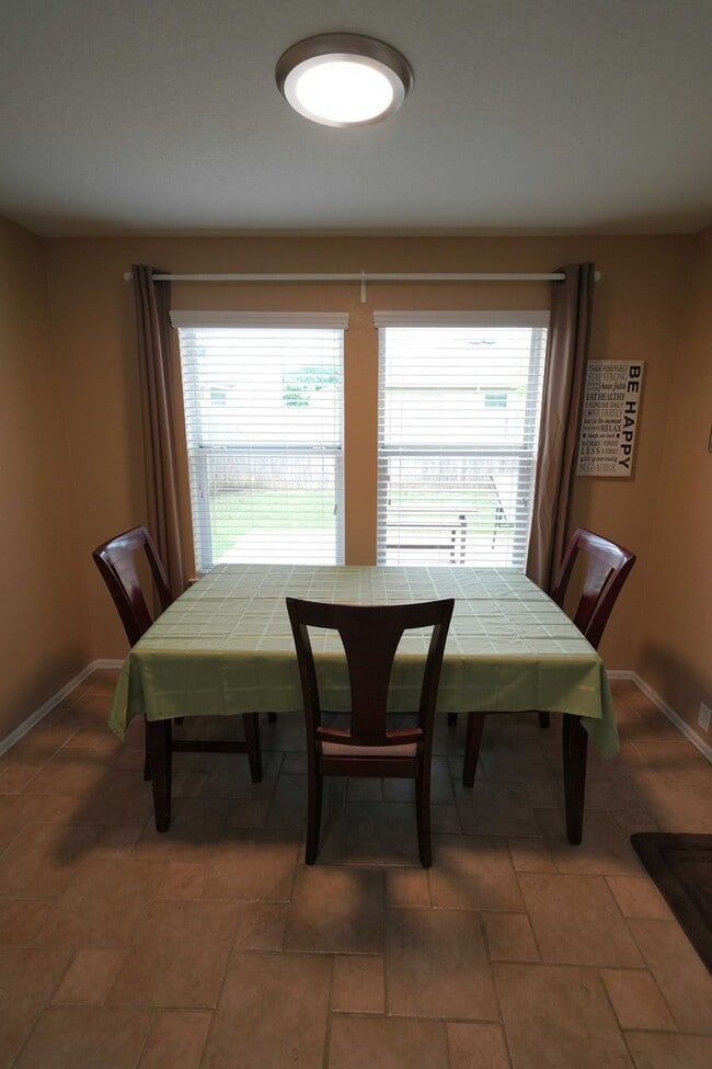 Building Photo - Immaculate Rental in Schertz! Realtor Commission: $500