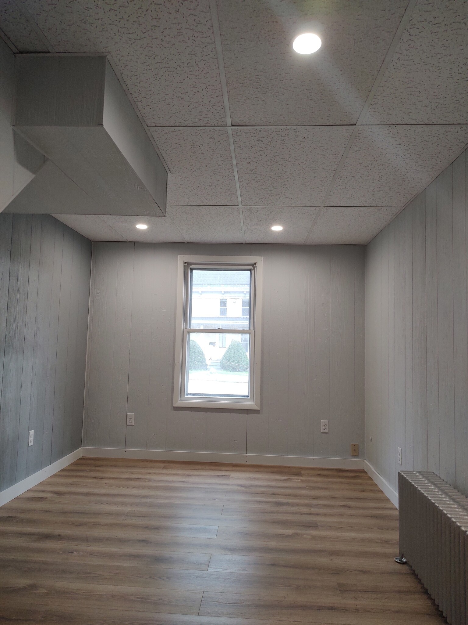 Building Photo - 108 S Main St