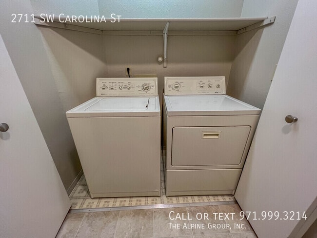 Building Photo - 2711 SW Carolina St