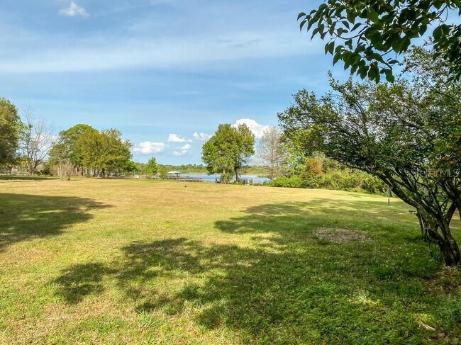 Building Photo - 151 S Triplet Lake Dr
