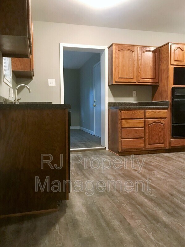 Building Photo - 3522 Madewell St