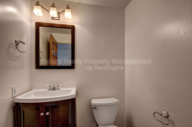 Building Photo - 1476 NW 70th St