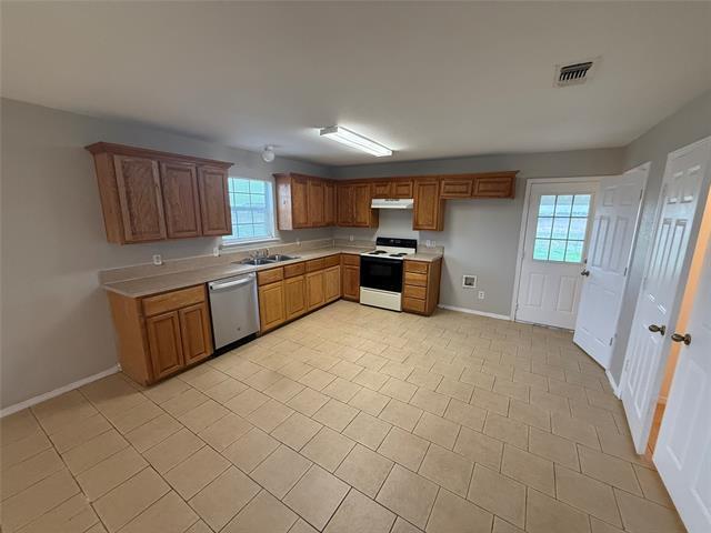 Building Photo - 209 Blue Bell Ct