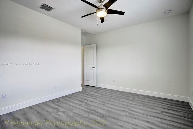 Building Photo - 4665 Windmill Ln