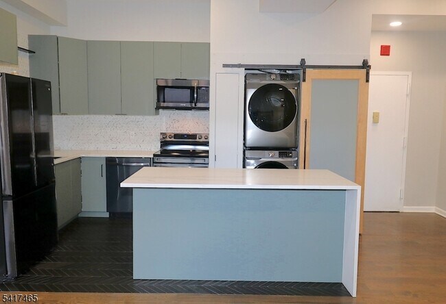 Building Photo - 111 Mulberry St