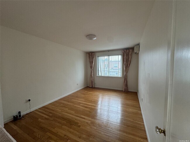 Building Photo - 105-35-105-63 63rd Dr