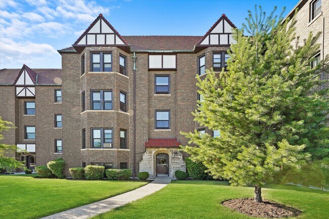 Building Photo - 32 Lawton-1
