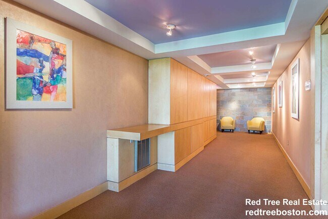 Building Photo - 320 Hammond Pond Pkwy