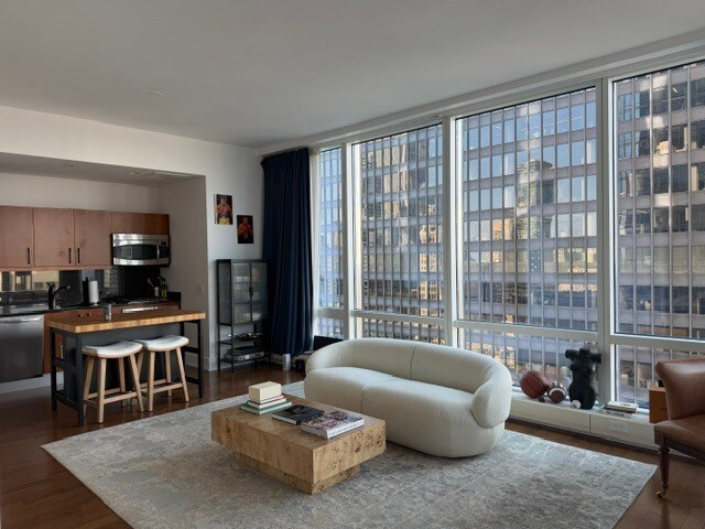 Building Photo - 401 N Wabash Ave