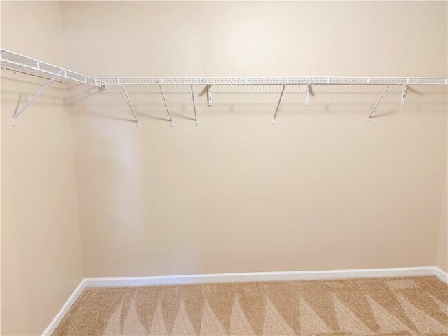 Building Photo - 1210 Skylar Ridge Cir