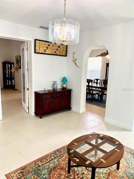 Building Photo - 24312 Westgate Blvd