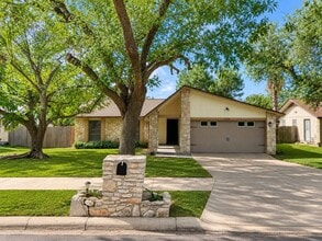Building Photo - Charming 3/2 in NEISD with Stone Fireplace, Mature Trees & Spacious Backyard!  Conveniently locat...