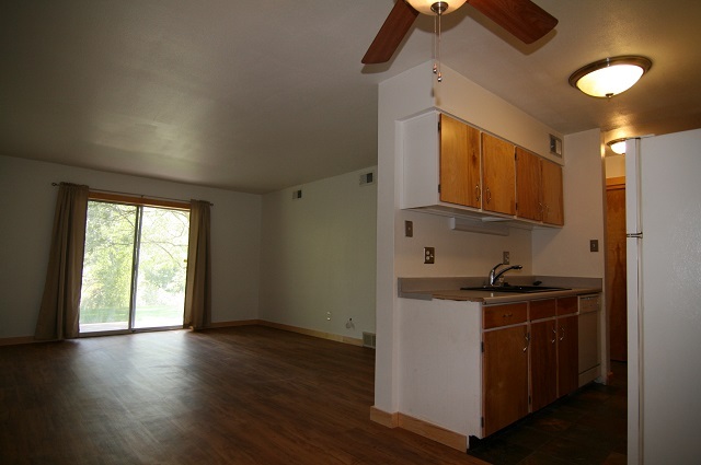 Building Photo - 280 E Highline Cir
