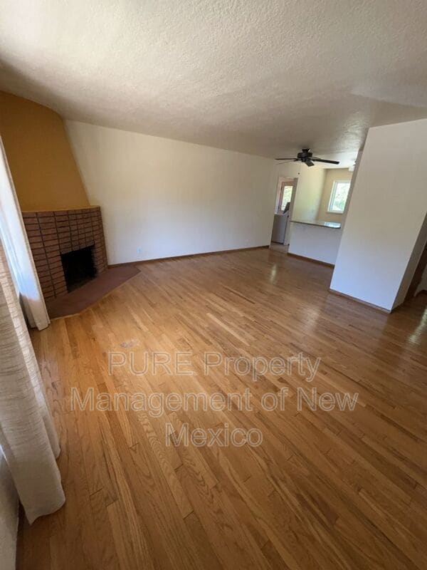 Building Photo - 6013 Zimmerman Ave NE