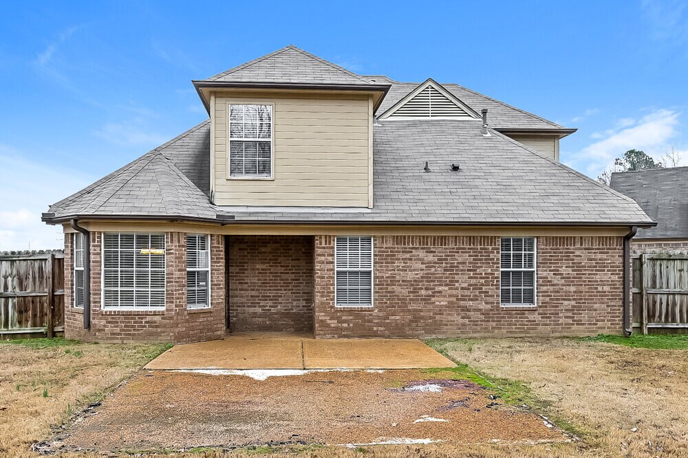 Building Photo - 663 Buttermilk Dr