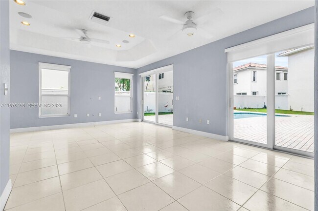 Building Photo - 1547 Mariner Way