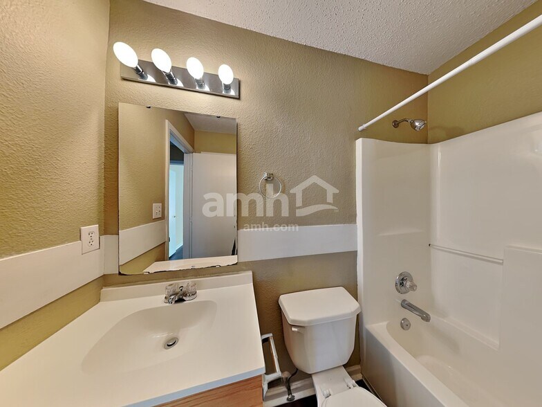 Building Photo - 3742 Laurel Cherry Ln