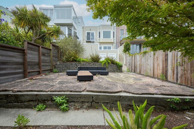 Building Photo - 4058 20th St