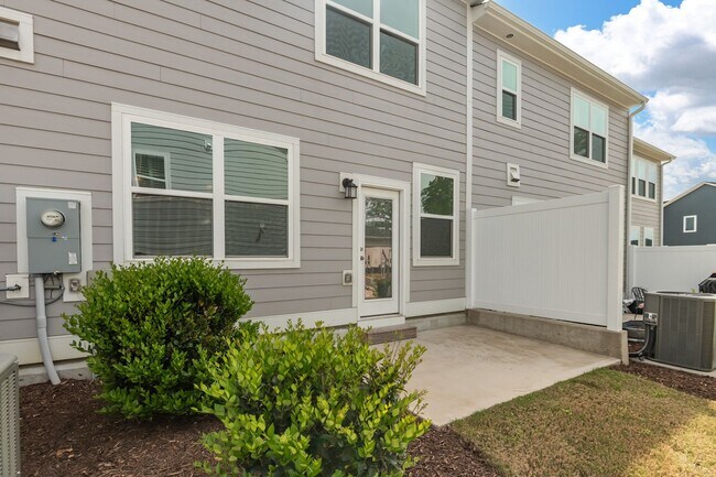Building Photo - Live Near It All – Stylish Chatham Park Townhome with Amenities