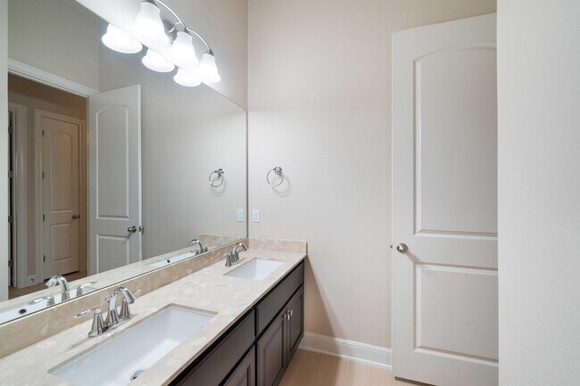 Building Photo - 3825 Vinalopo Dr