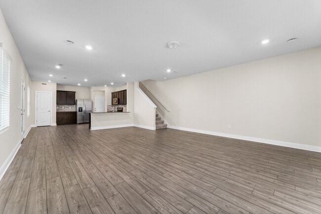 Building Photo - 4758 Kissimmee