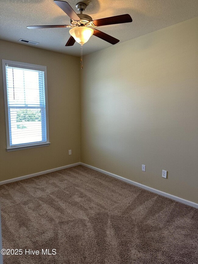 Building Photo - 317 Cedar Island Trail