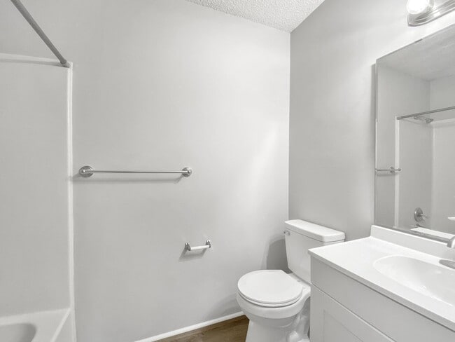 Building Photo - Brand New Unit Townhome | 2 BR/1BA | Fully renovated kitchen!