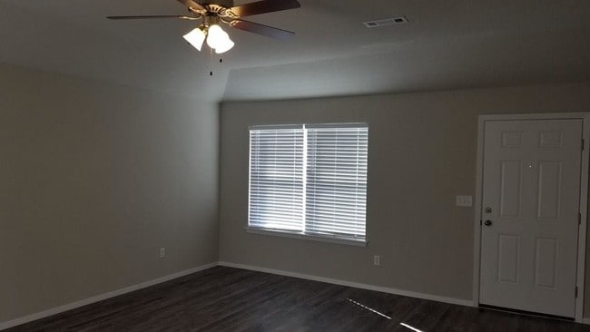 Building Photo - 1170 S Ivory Bill Ln