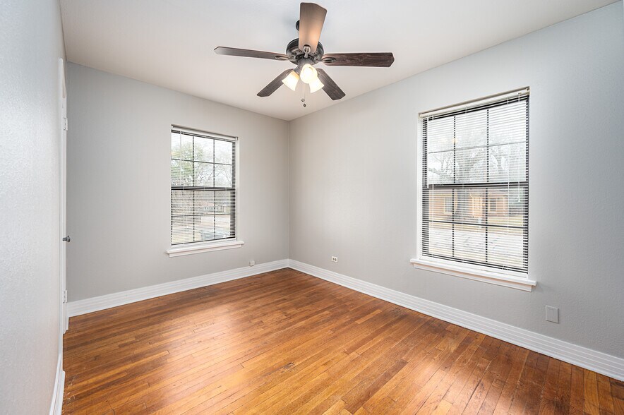 Bedroom 2 - 422 E 8th St