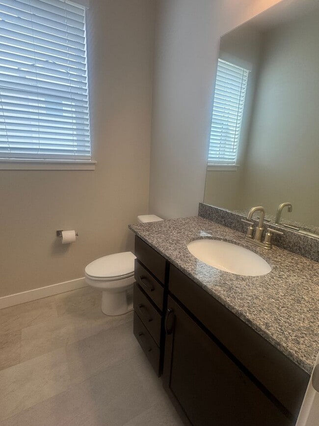 Building Photo - Beautiful Lehi Townhome for rent!