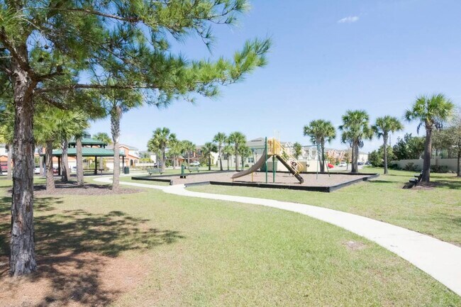 Building Photo - 5155 Regatta Dr
