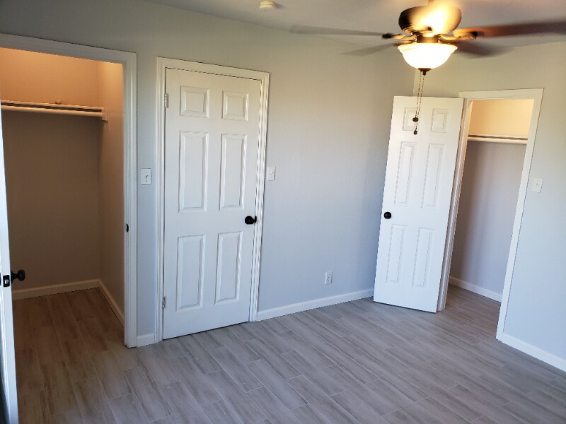 Building Photo - 7576 Windsor Oaks