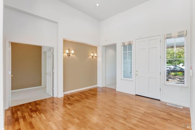 Building Photo - 205 Saddle Wood Dr