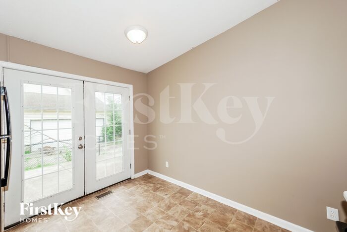 Building Photo - 5333 Traditions Dr