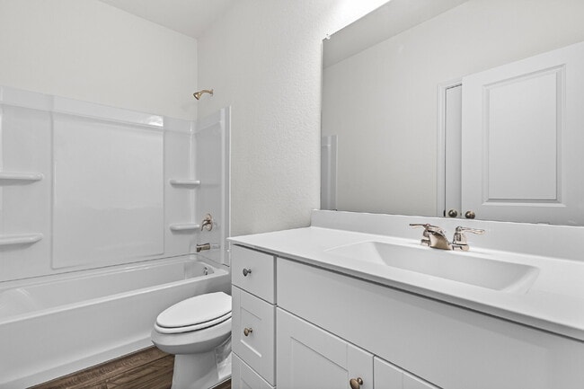 Building Photo - 1136 King Eider