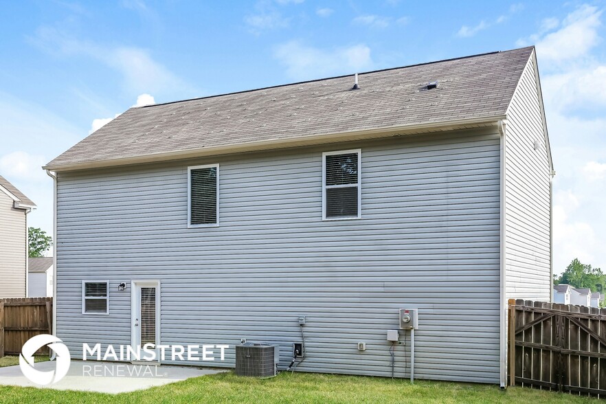 Building Photo - 601 Joe Gibson Dr