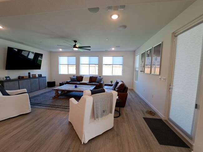 Building Photo - Gorgeous Smart Home is Clean & Loaded!  - ...