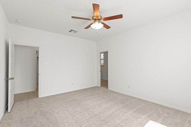 Building Photo - 23103 Forebear Dr