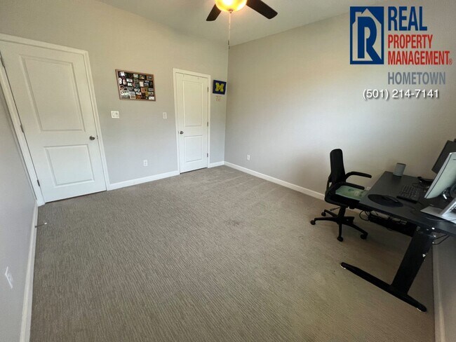 Building Photo - 25 Emma Dr