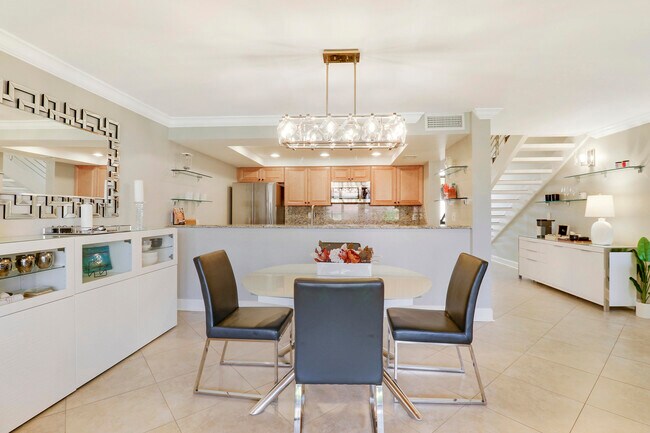 Building Photo - 204 Old Meadow Way