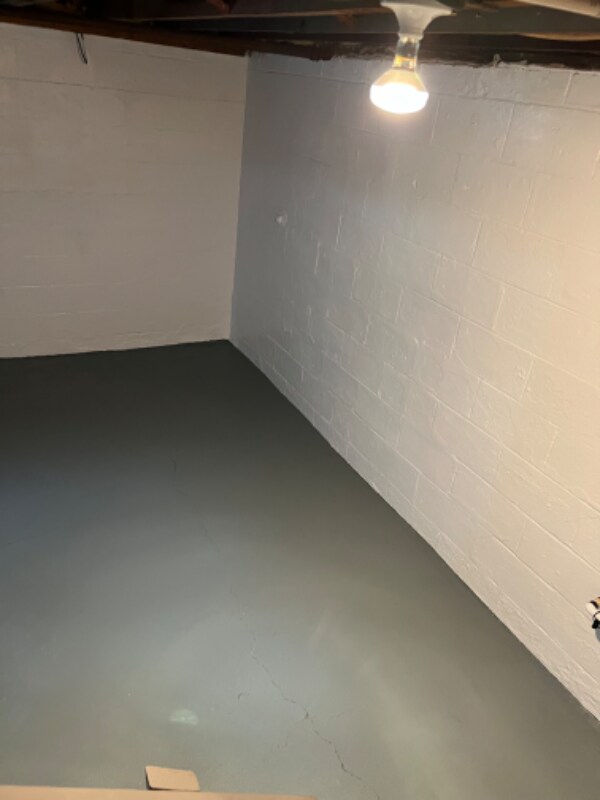 Building Photo - 2348 E 37th St