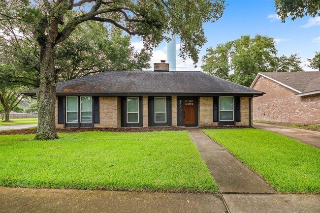 Primary Photo - 21103 Park York Dr